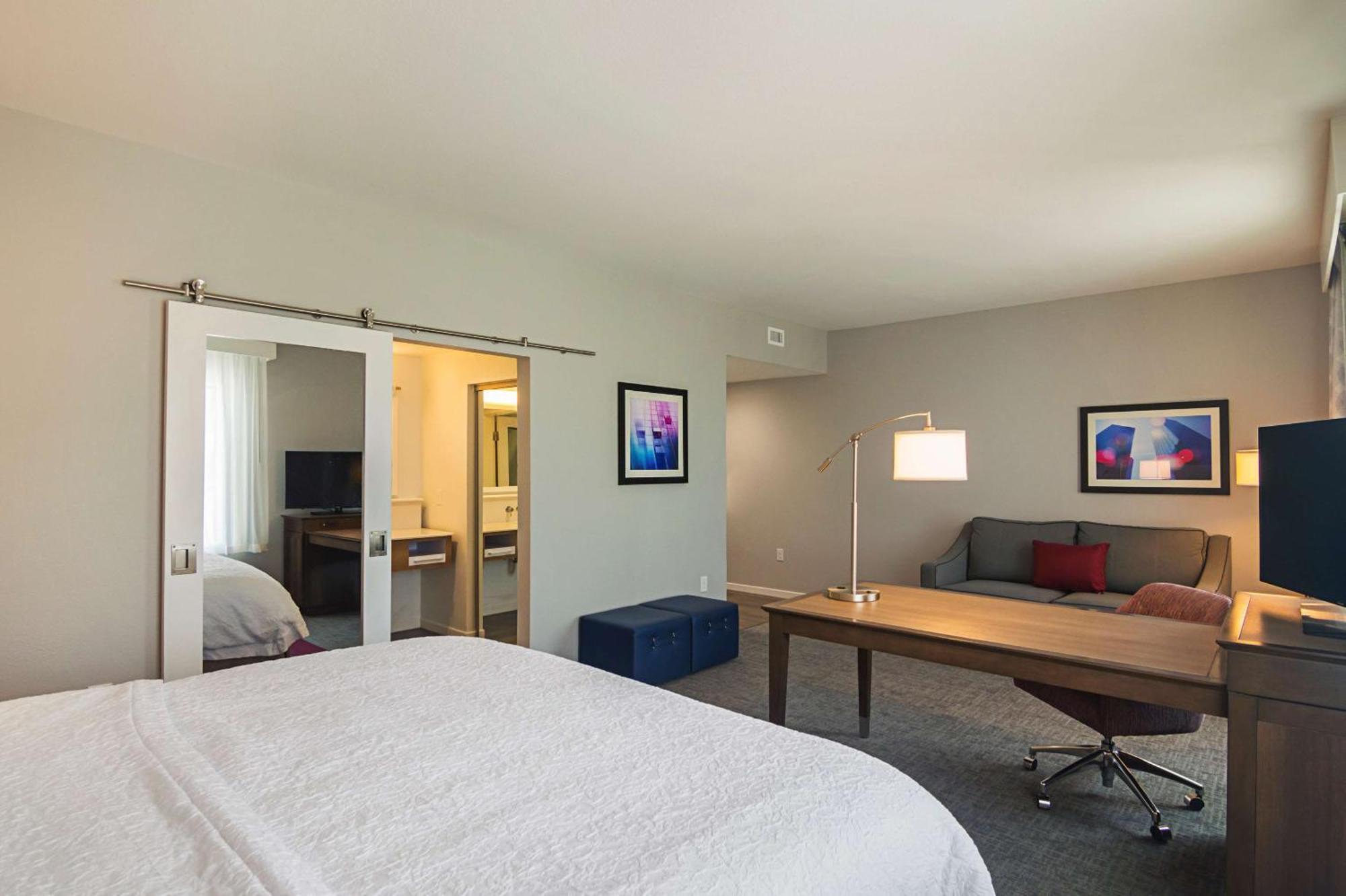 Hampton Inn & Suites-Dallas/Ричардсън Екстериор снимка