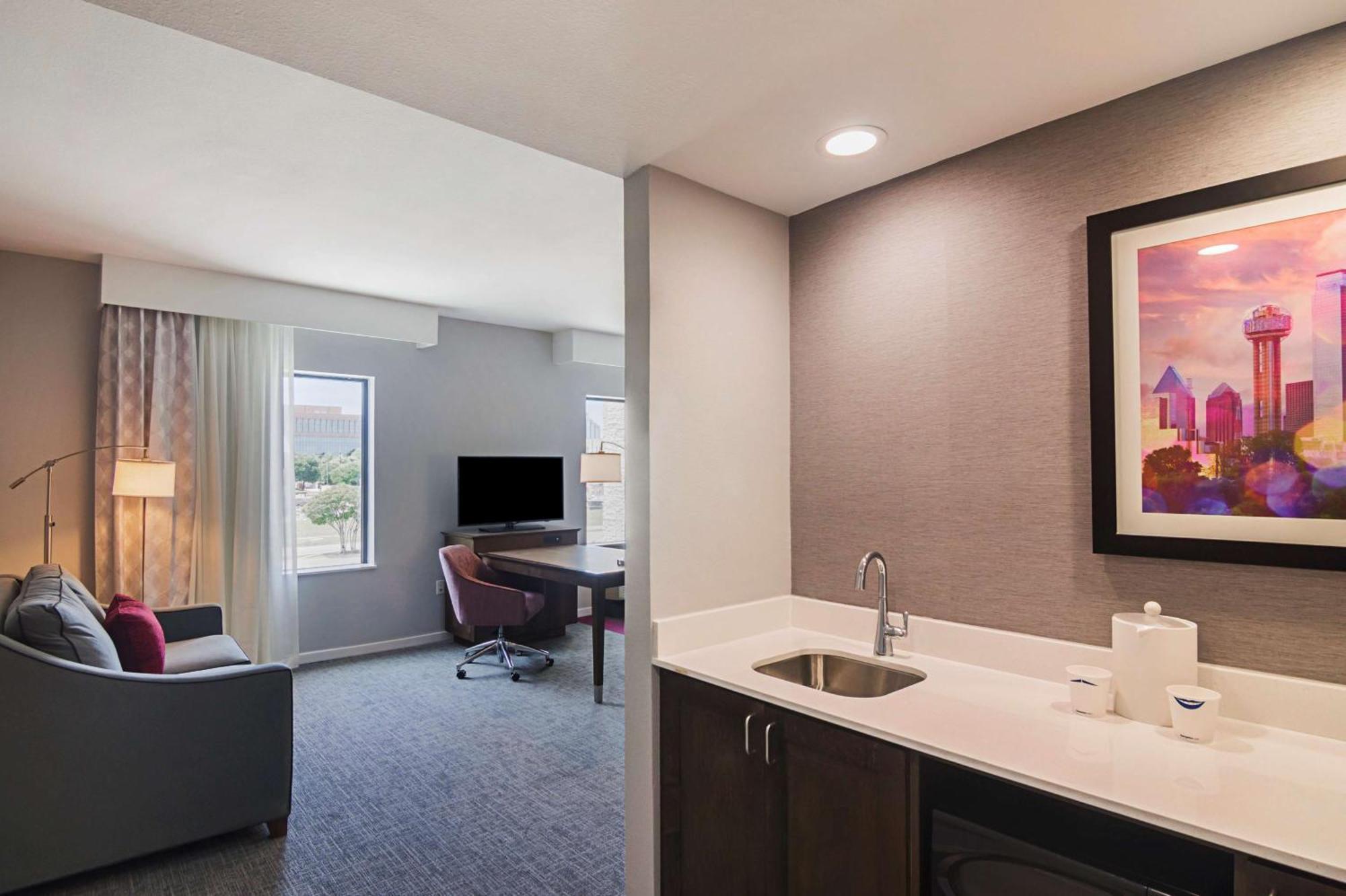 Hampton Inn & Suites-Dallas/Ричардсън Екстериор снимка