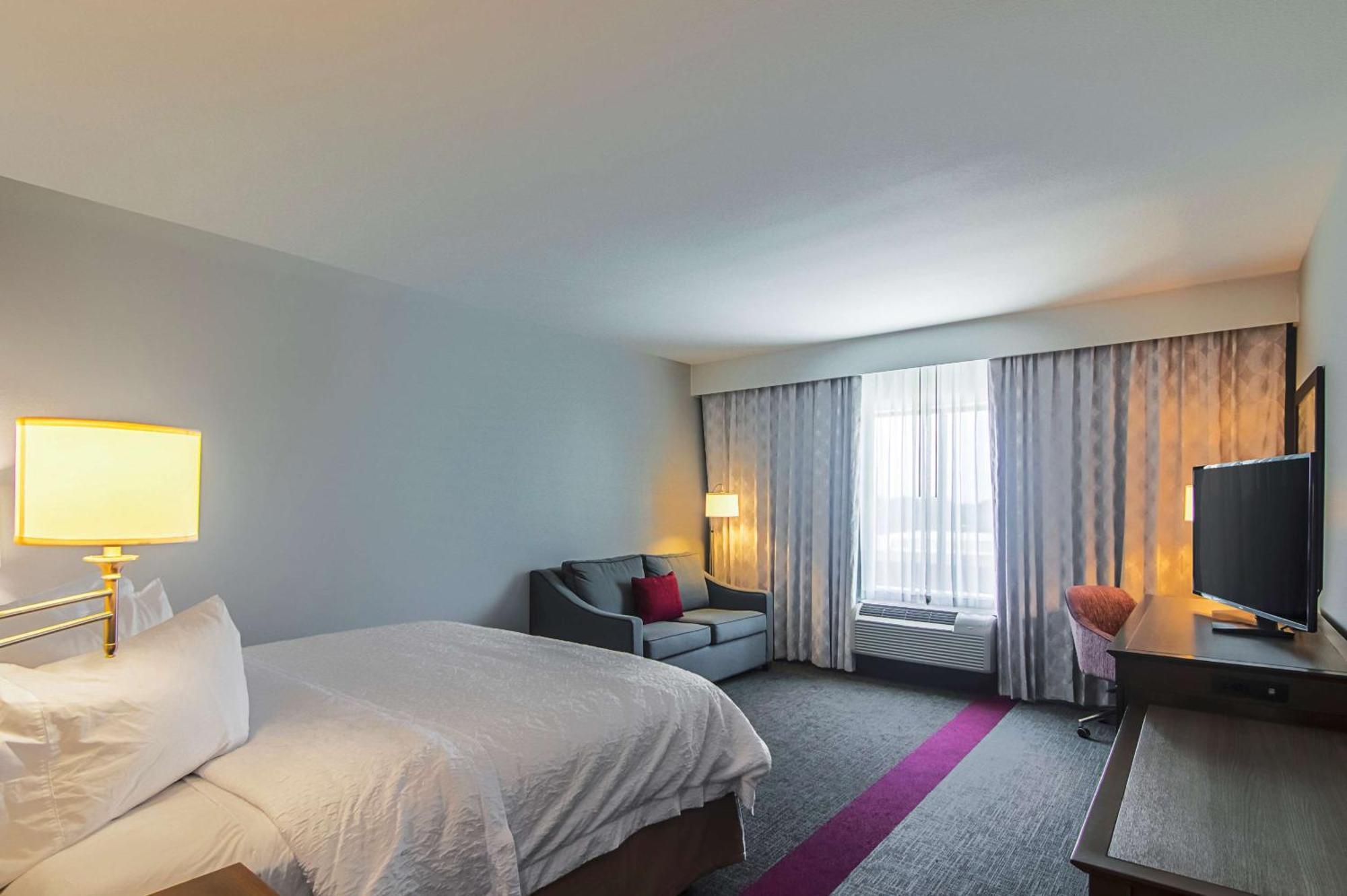 Hampton Inn & Suites-Dallas/Ричардсън Екстериор снимка