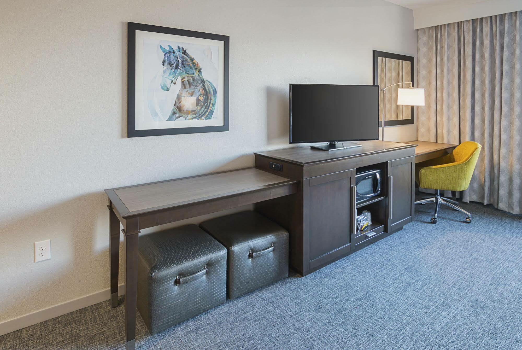 Hampton Inn & Suites-Dallas/Ричардсън Екстериор снимка