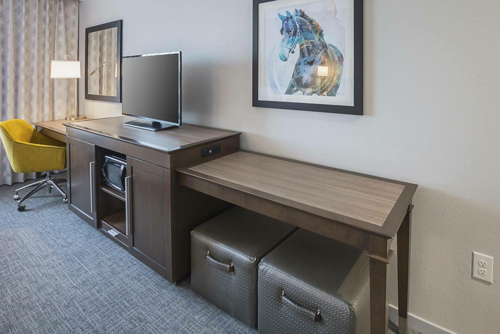 Hampton Inn & Suites-Dallas/Ричардсън Екстериор снимка